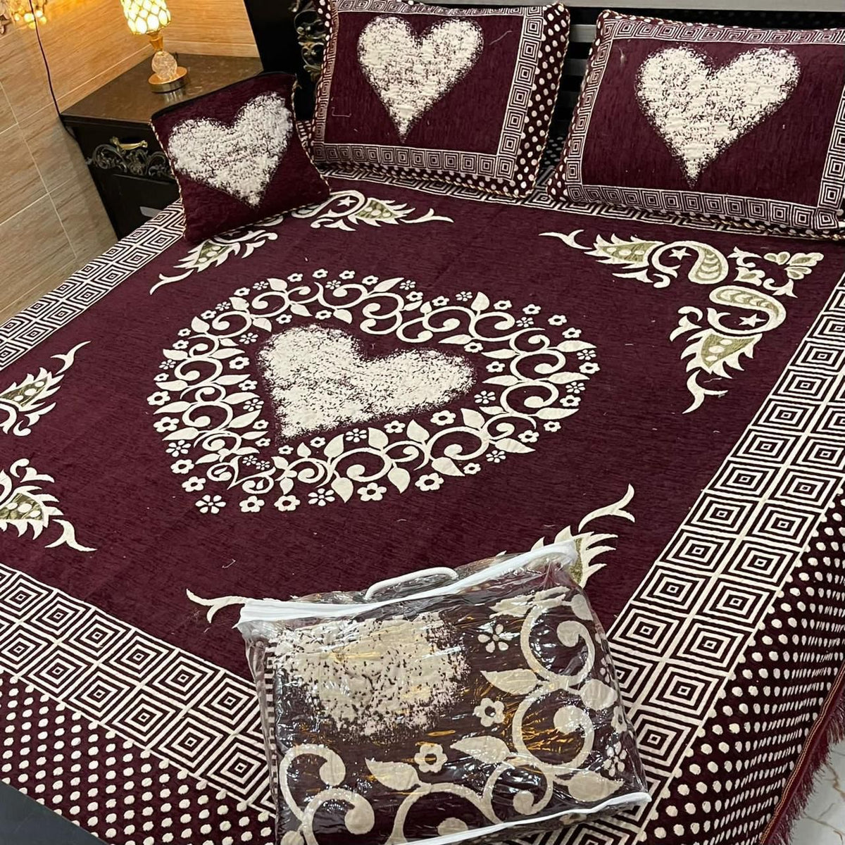 4Pc Velvet Jaquard Bedsheet VJD 029