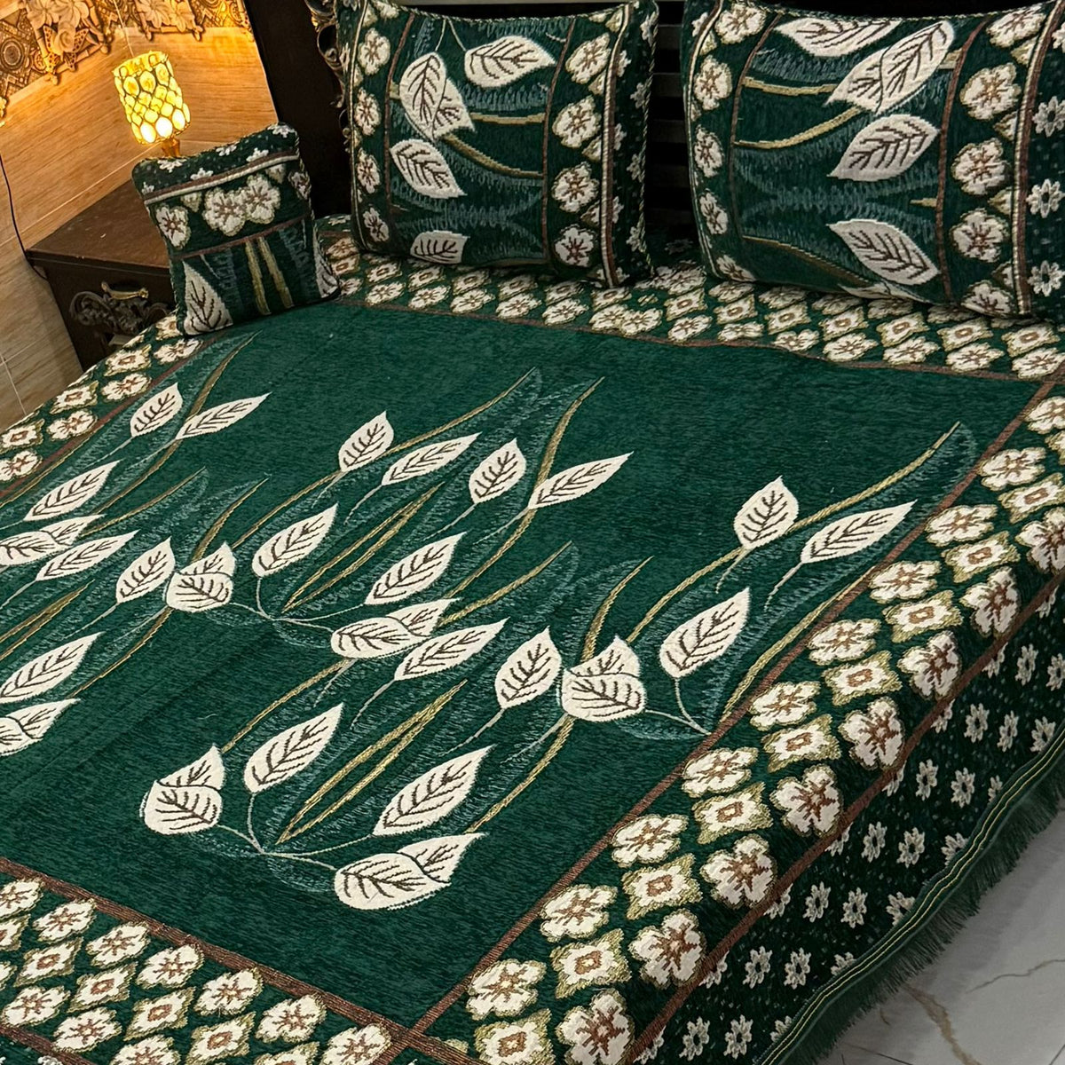4Pc Velvet Jaquard Bedsheet VJD 032